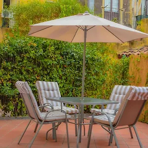 palazzo-mannino-apartments.taorminaitalyhotels.com/